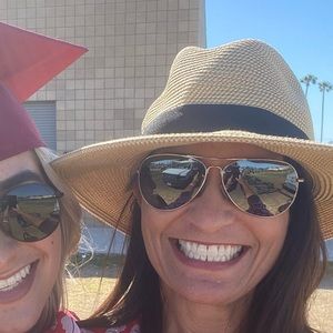 Meet your Posher, Julie